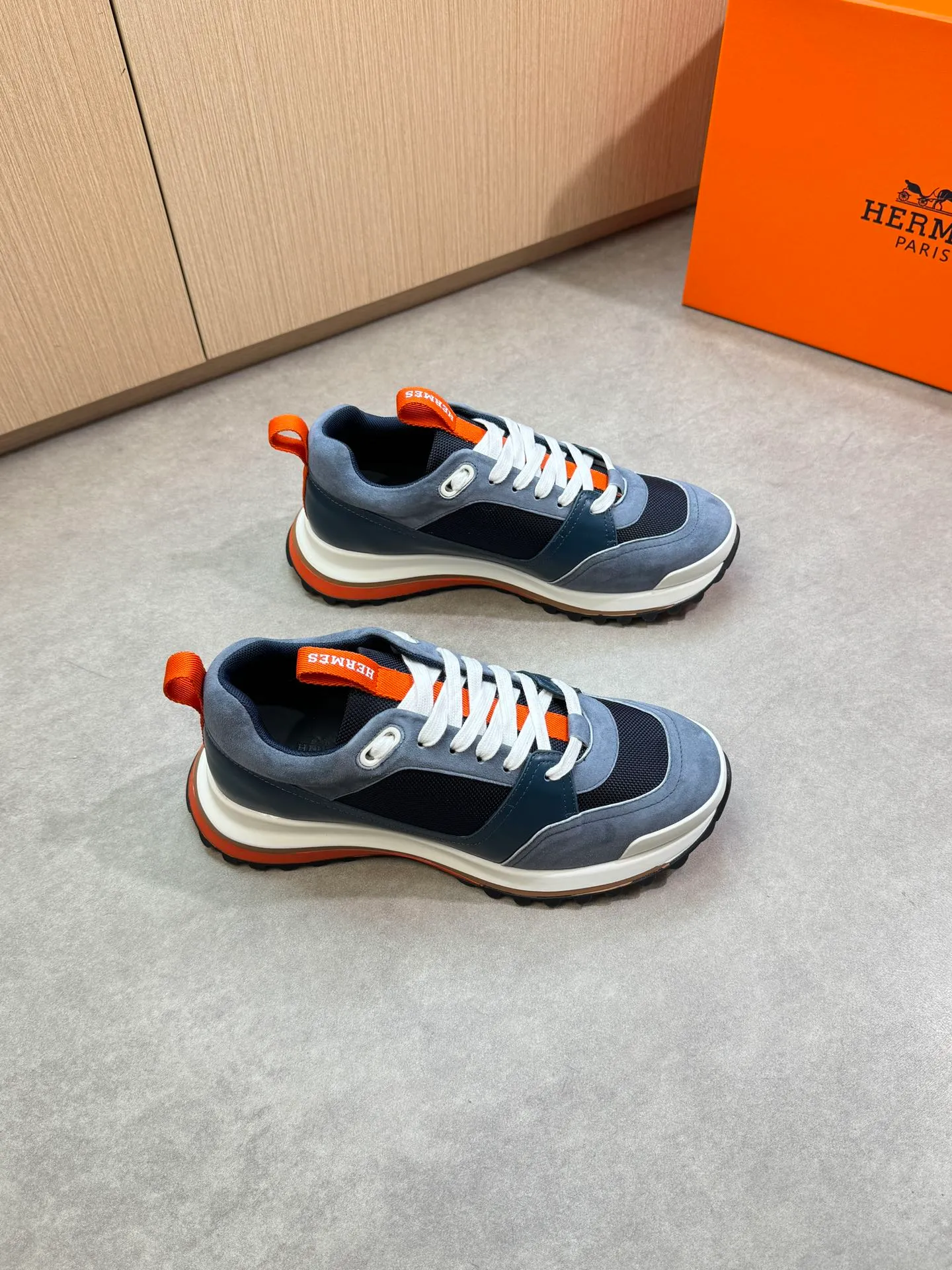 Men's shoes 💰700 [HERMES] Hermès - High-end quality original order·Casual sports shoes - Upper: 🔝Nappa calfskin, suede sheepskin leather, brand high mercerized canvas, tongue. Heel. Brand logo webbing - Inner: brand canvas, foot pad; water-dyed cowhide - Outsole: ultra-light T men's shoes 💰U foam·rubber; two-color molded outsole -Ultra-high quality control·Fine workmanship: highlighted (high-end·nobility·grade) -Size: 39-44 (38, 45, can be customized)·0118